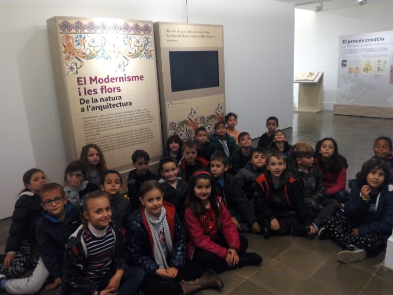 Els nois i les noies de 2n d’EP visiten el museu d’Art de Cerdanyola