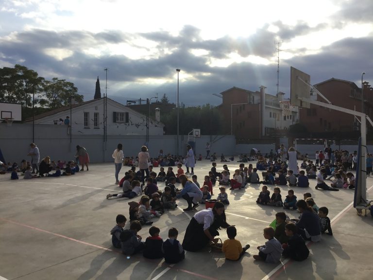 La Castanyera arriba a l’escola