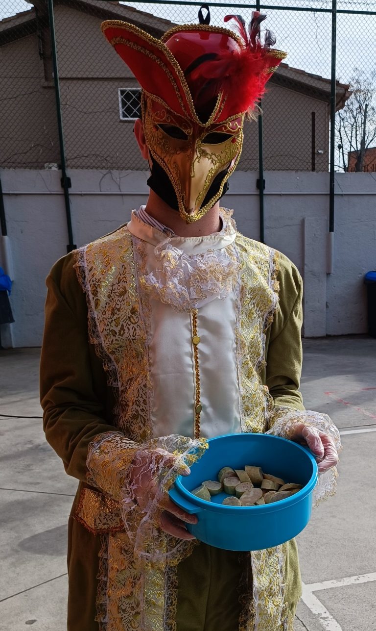 “Per dijous gras, botifarra fins al nas”