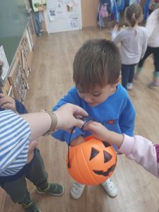 I4 celebra Halloween a anglès